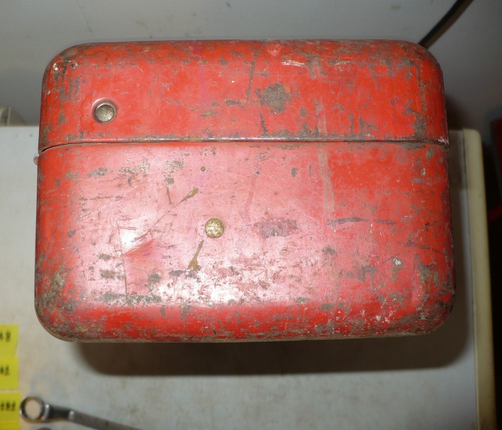 Vintage Western Auto Wizard Toolbox & 9 Westline Wizard Westcraft Tools