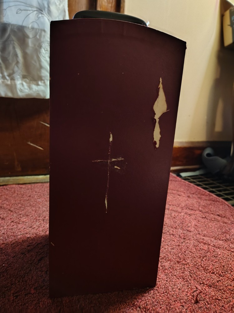 Haunted Doll: Shadow box doll