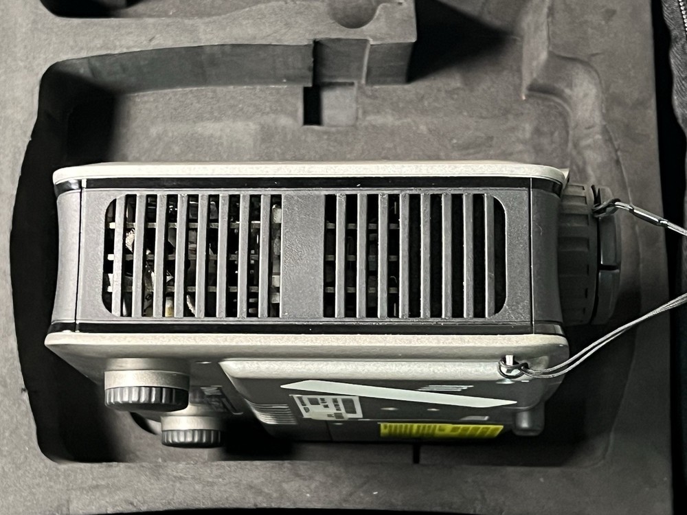 Dell 3400MP DLP Portable Projector with Case - Tested; Functions As Designed