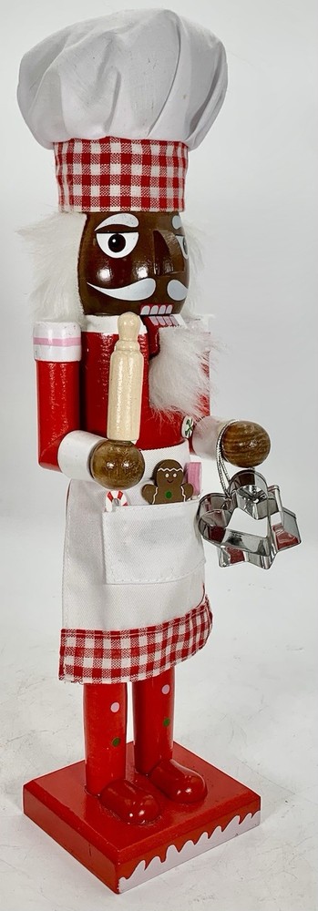 North Pole Trading Co 2020 Baker 14” Nutcracker
