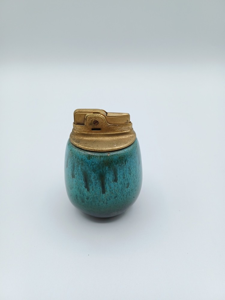 Vintage Ronson Blue Table Lighter