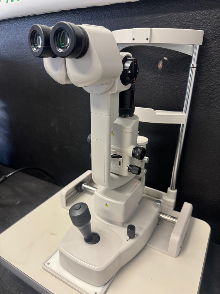 Topcon SLD2 Slit Lamp-Good Condtion!