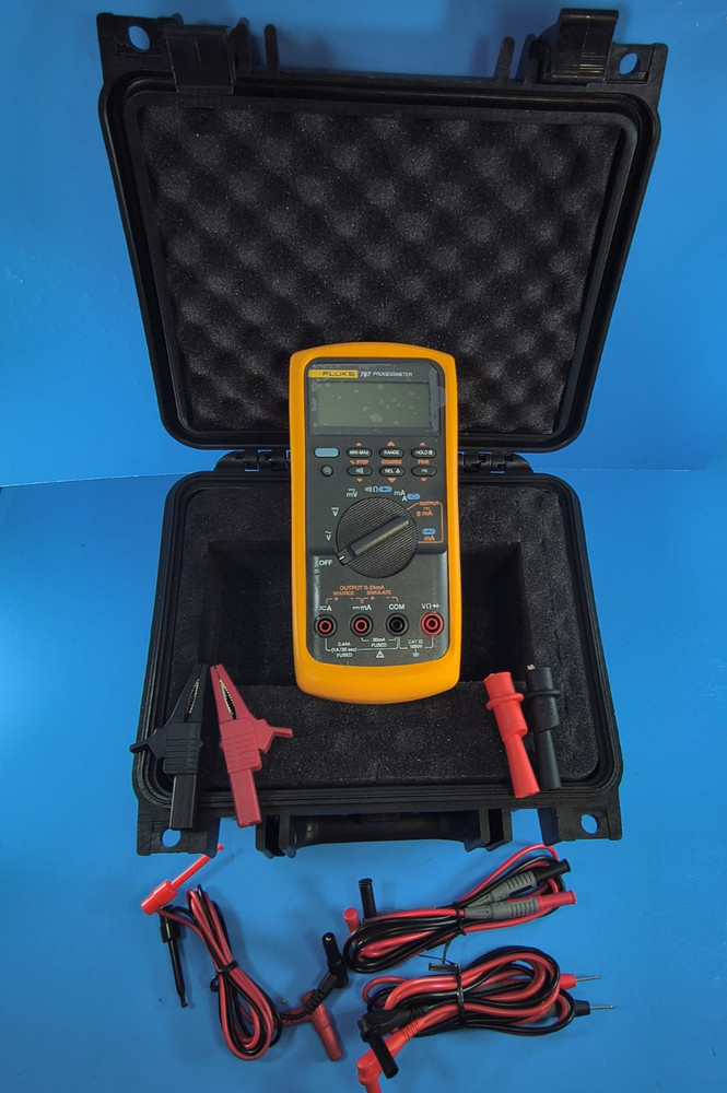 Fluke 787 ProcessMeter Calibrator Meter Multimeter !