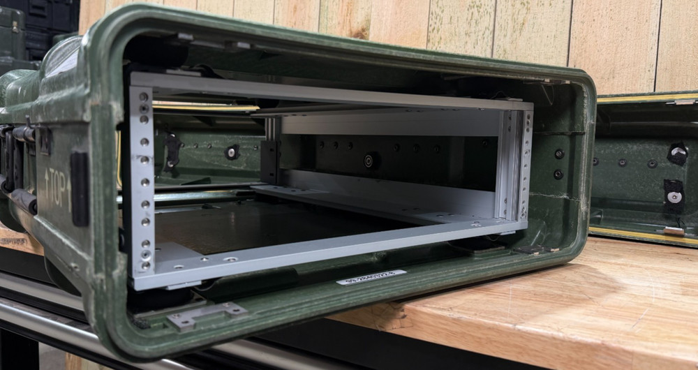 ECS Server 3U Rack Rackmount 19" X 24" Frame Waterproof Green Storage Case