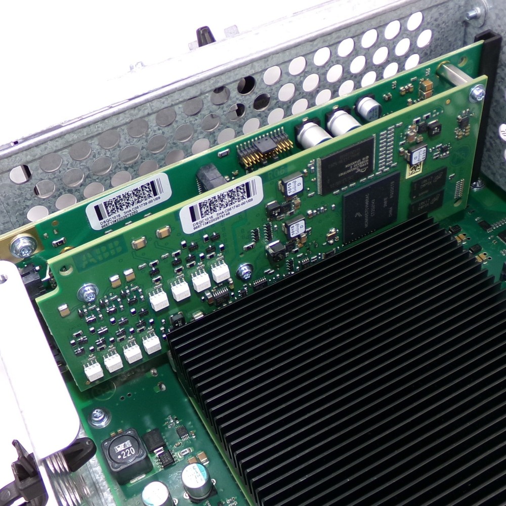 ABB Robotics IRC5 Controller Computer DSQC1024 w/ DSQC1015 Safety Module