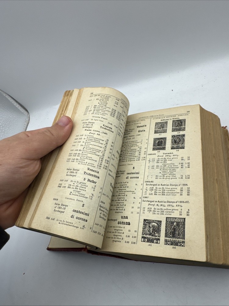 1930 Scott's Standard Postage Stamp Catalogue