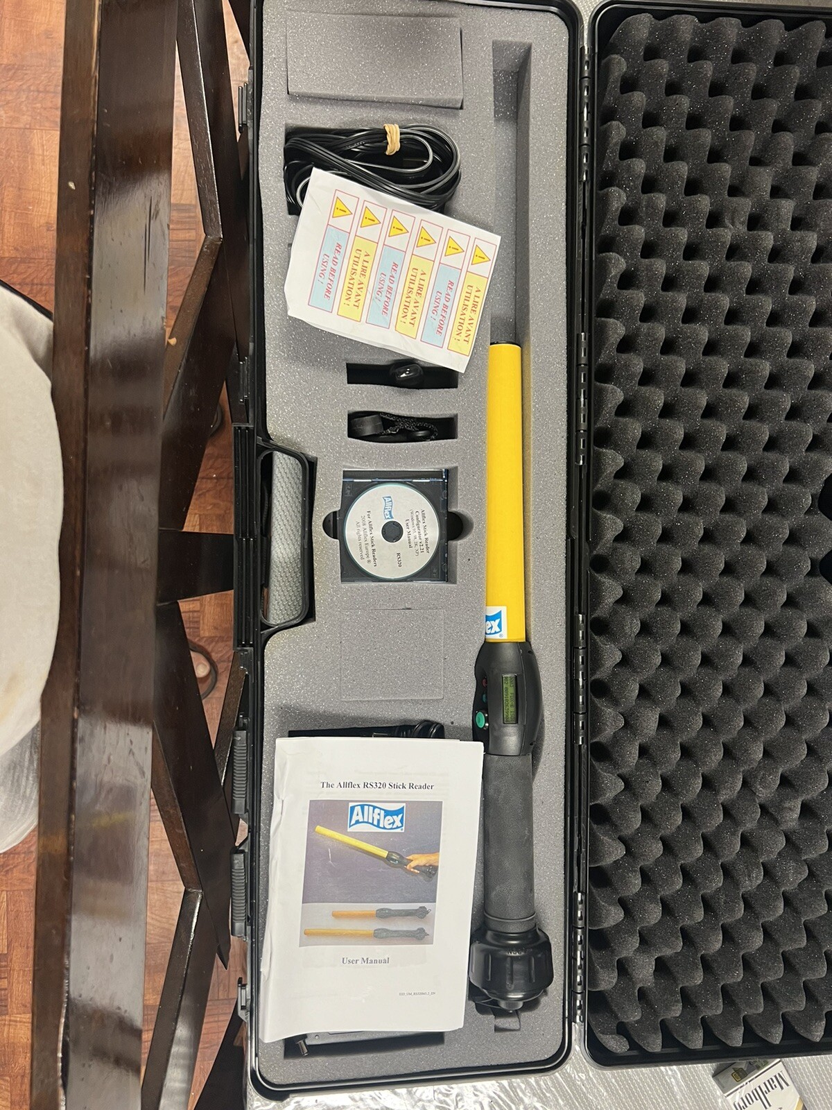 Allflex Stick Reader RS320-2-45 with Plastic Case and Accessories