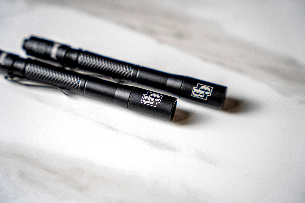 OFFICIAL GOLDBACK 24K GOLD NOTE UV PENLIGHT AUTHENTICATOR