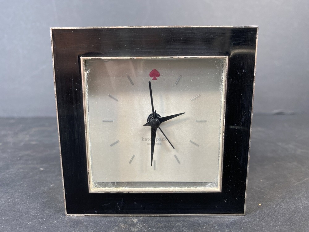 KATE SPADE Square Desk Clock