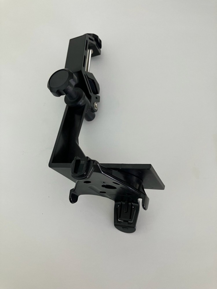 AIRCRAFT YOKE MOUNT FOR GPS
