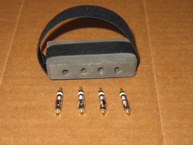 New Replacement Presta Valve Cores - 4 Pack with Storage Holder