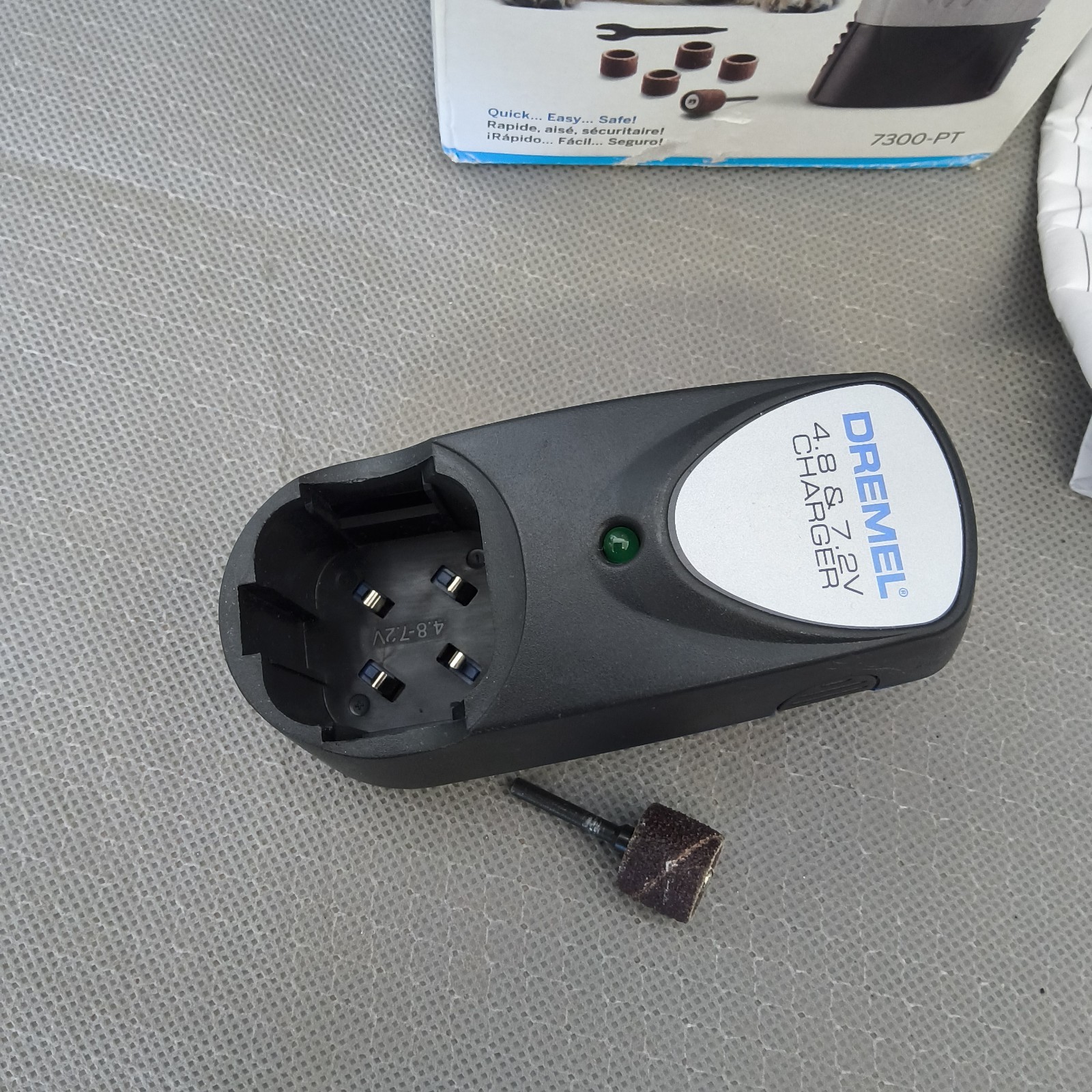 Dremel 7300-PT Rotary Pet Nail Grooming Kit w/ Accessories Charger Dog