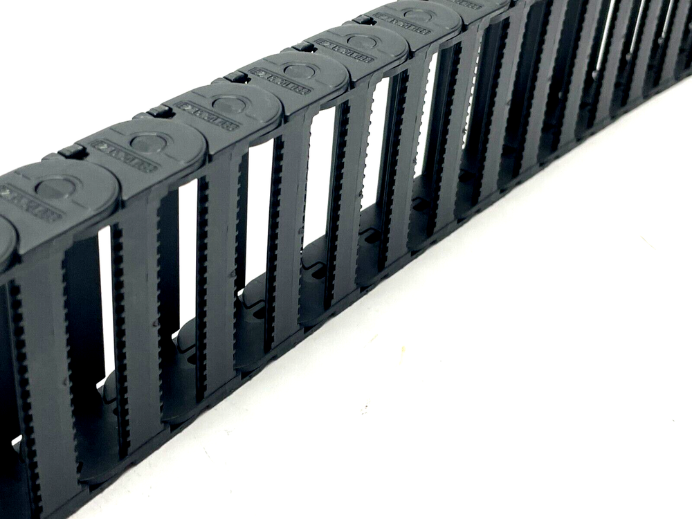 Igus E2-15-50-033-0 Energy Chain 2ft Length