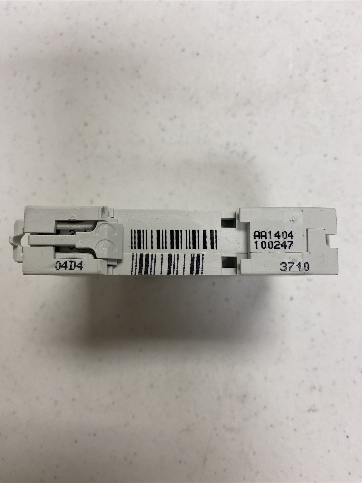 NEW, SCHNEIDER ELECTRIC 24430 C60 MINIATURE SUPPLIMENTARY PROTECTOR, MULTI 9 C60