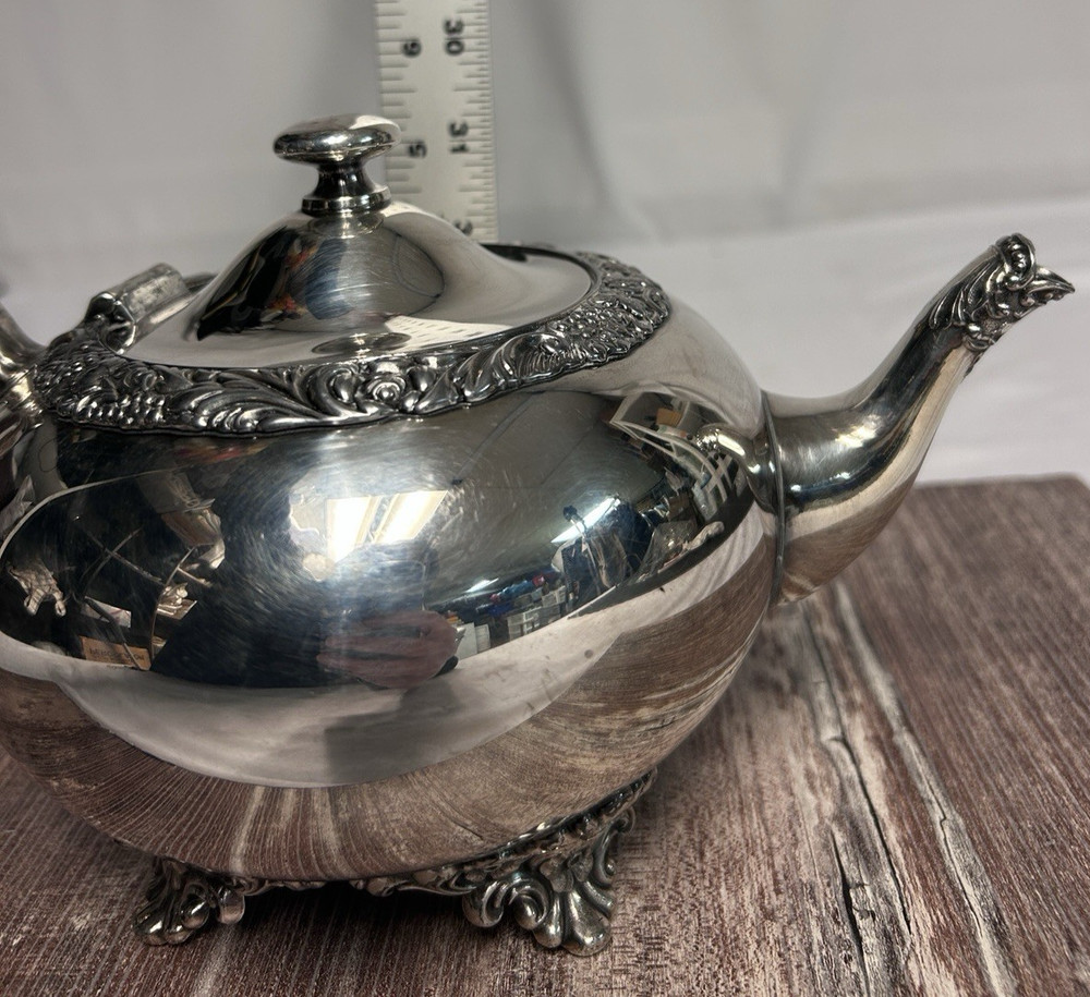 VTG Wilcox New Beverly Manor Silver Plate Teapot #1302 Polished Hinged Lid Fancy