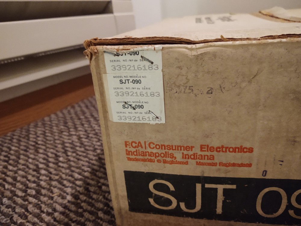 RCA Selectavision STJ 090 CED VideoDisc Player CIB NEW