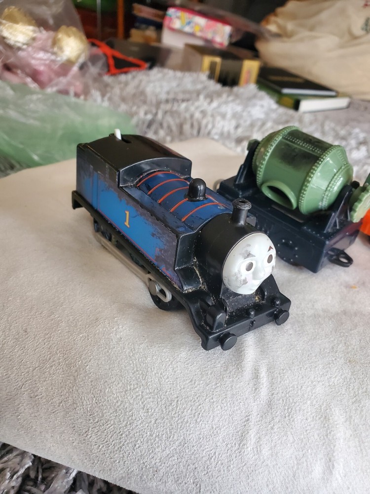 THOMAS & FRIENDS TRACKMASTER STEELWORKS THOMAS MOTORIZED