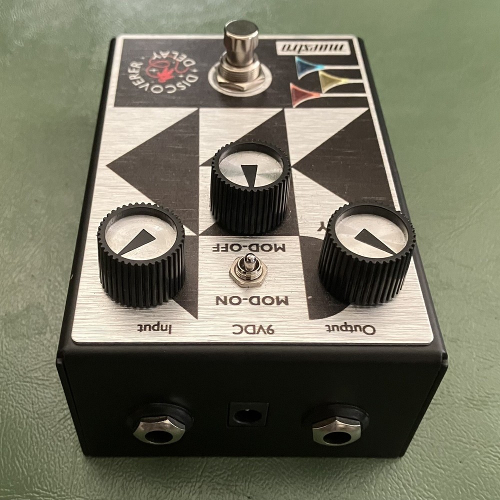 MAESTRO DISCOVERER Analog Delay With Modulation - comes with original box