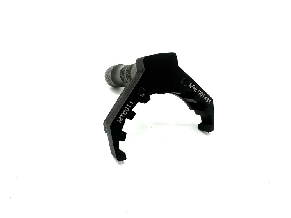 MT0011 - FIREWALL CONNECTOR TORQUE ADAPTOR