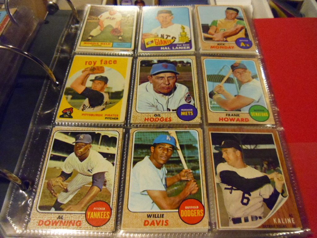 VINTAGE SEALED BASEBALL CARD PACKS FROM AN ESTATE SALE! FREE VALUABLE BONUSES!