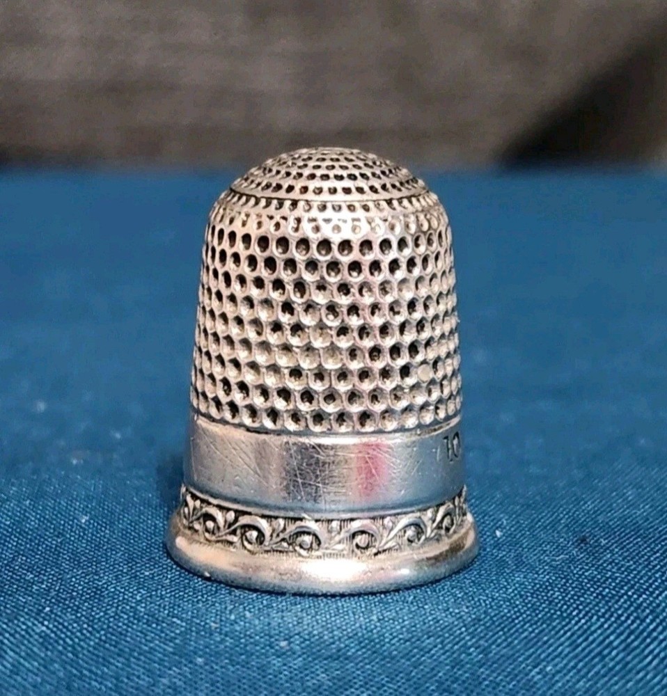 Antique Simons Bros Co Thimble Size 10