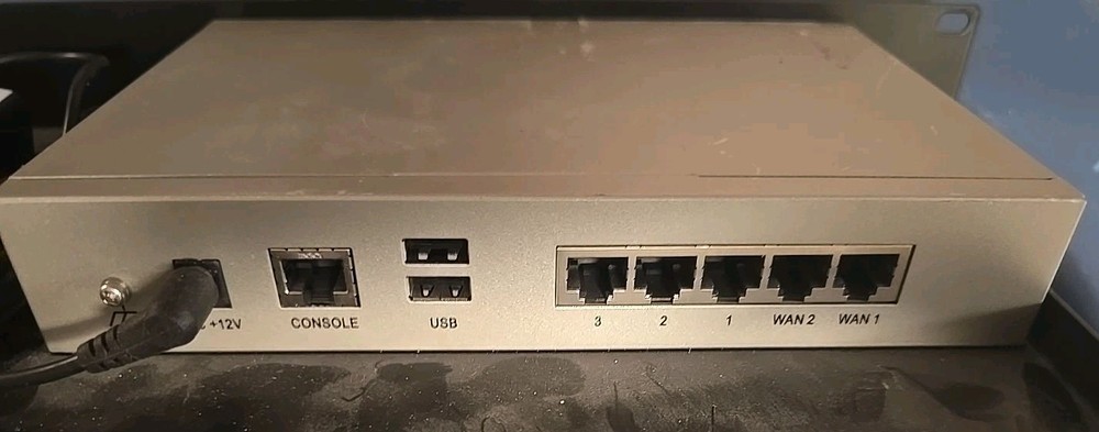 Pakedge RT-50 Fortinet