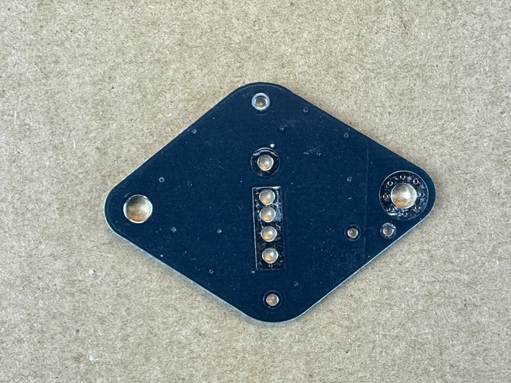 4 SINGLE-SECTION Can Capacitor Replacement Adapter Mount Plates 1" Small Can Cap