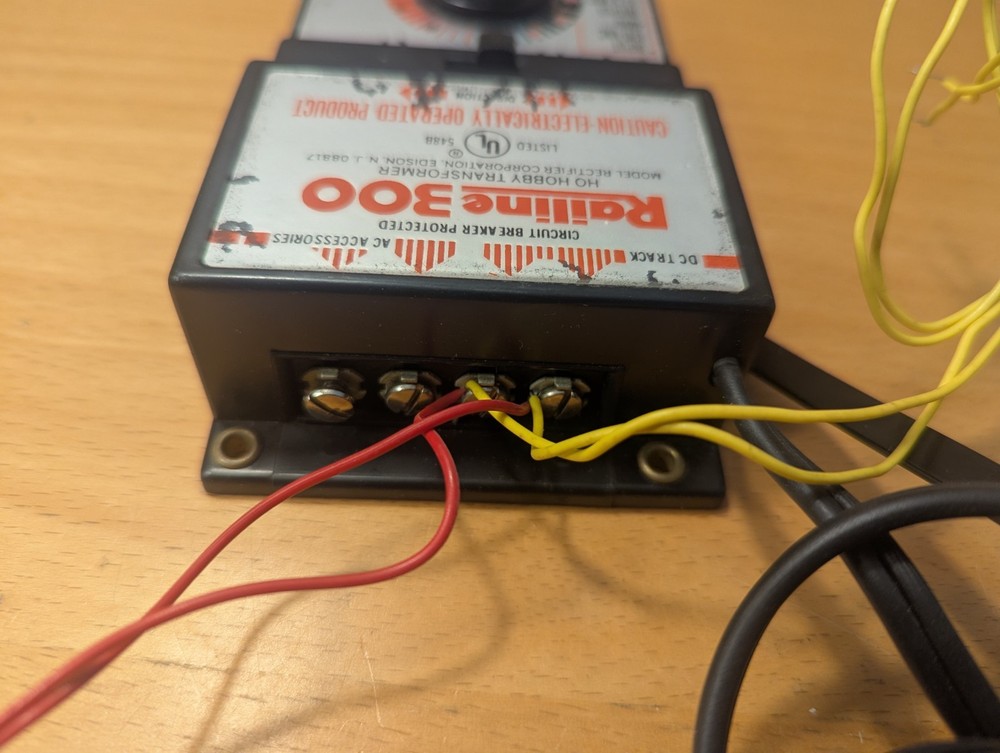 RAILINE 300N POWERPACK w/box - Tested