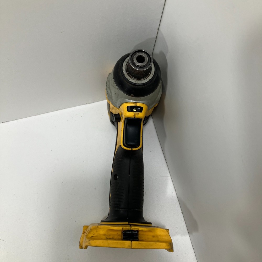 Dewalt DC825 18V Volt 1/4" Hex Impact Driver (Tool Only) - Tested & Working