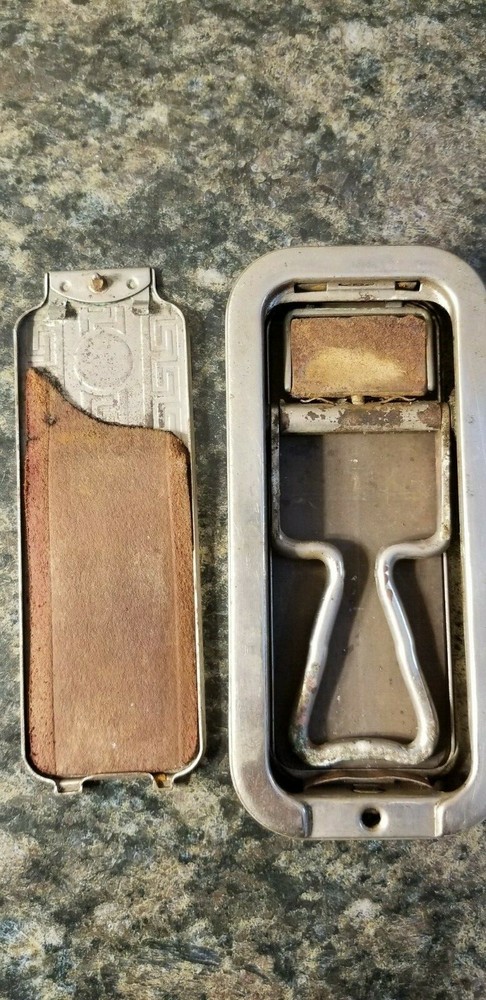 Vintage Rolls Razor No. 2