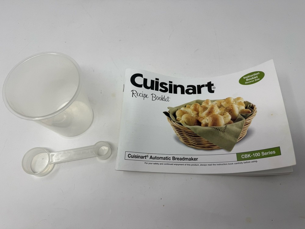 CUISINART CBK-100 2-Pound Programmable Breadmaker - Comes Manual & Attachments