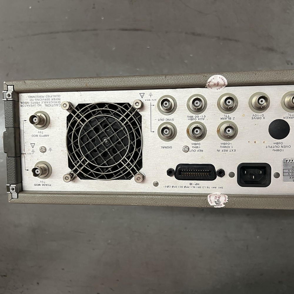 HP 3325A Synthesizer / Function Generator For Parts