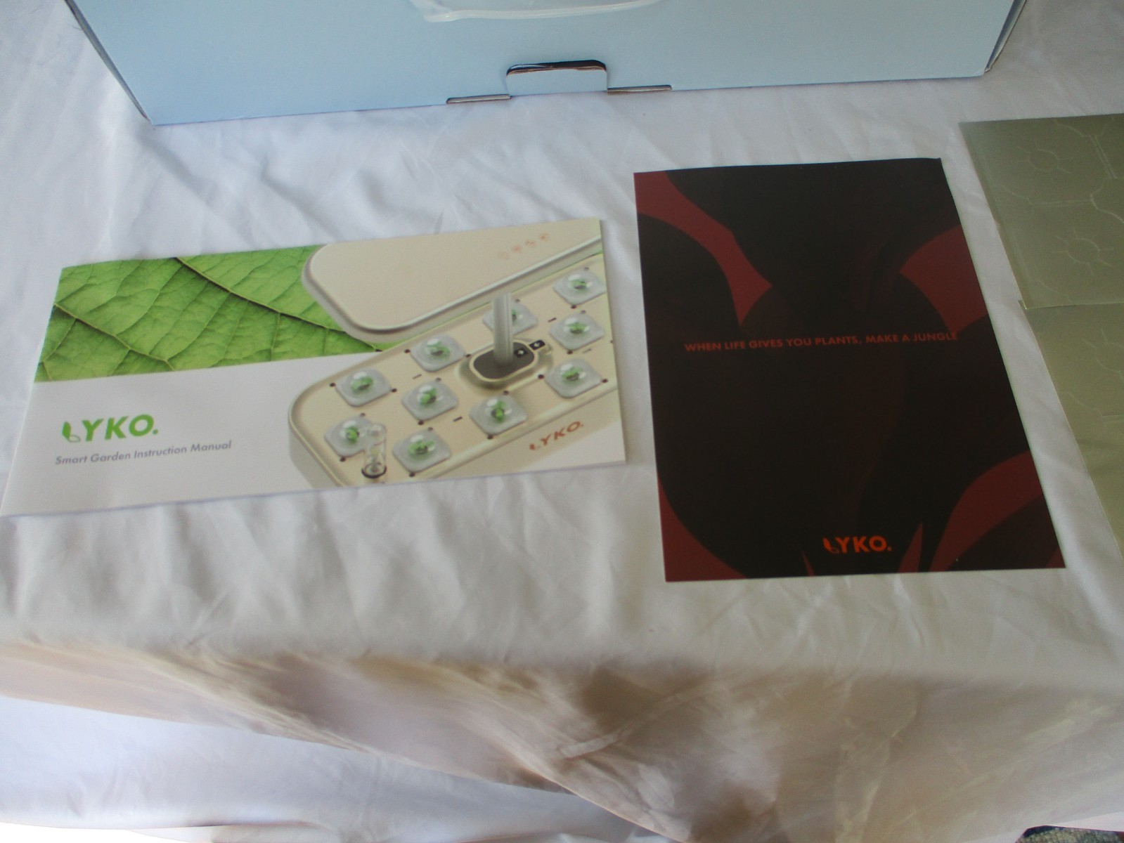 LYKOCLEAN Hydroponics Growing System LYKO 12 Pods Garden 36W 80 - New in Box