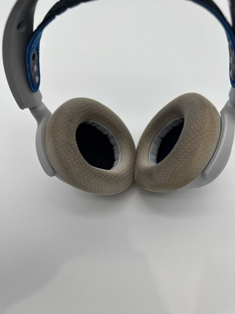 SteelSeries Arctis Nova 7P Wireless Gaming Headset Bluetooth PS5 PC White