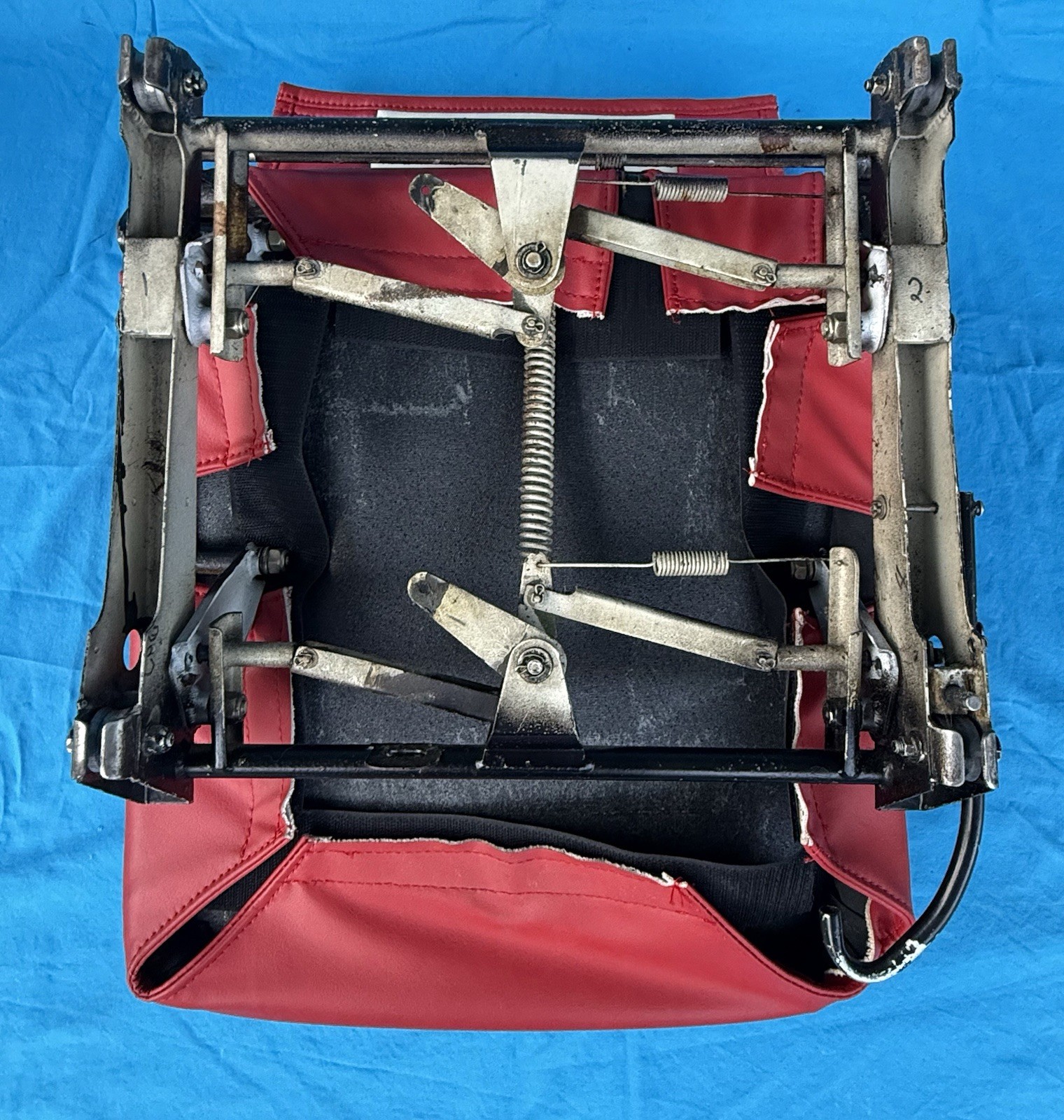 PN 0414058-1 Seat Pilot Cessna A152 Aerobat