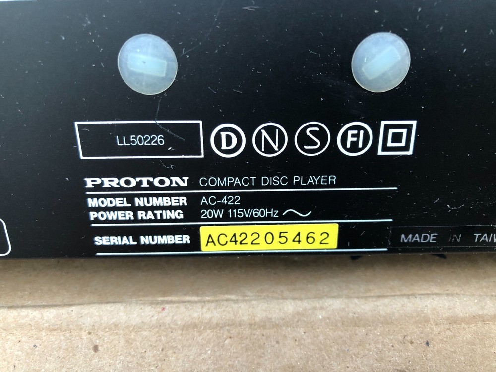 PROTON AC-422 COMPACT DISC PLAYER - RARE