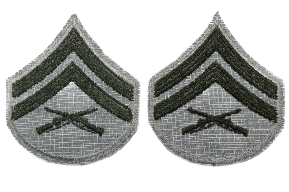 2 Vietnam USMC Corporal Marines E4 E-4 Chevrons Patch Pair Green Tan