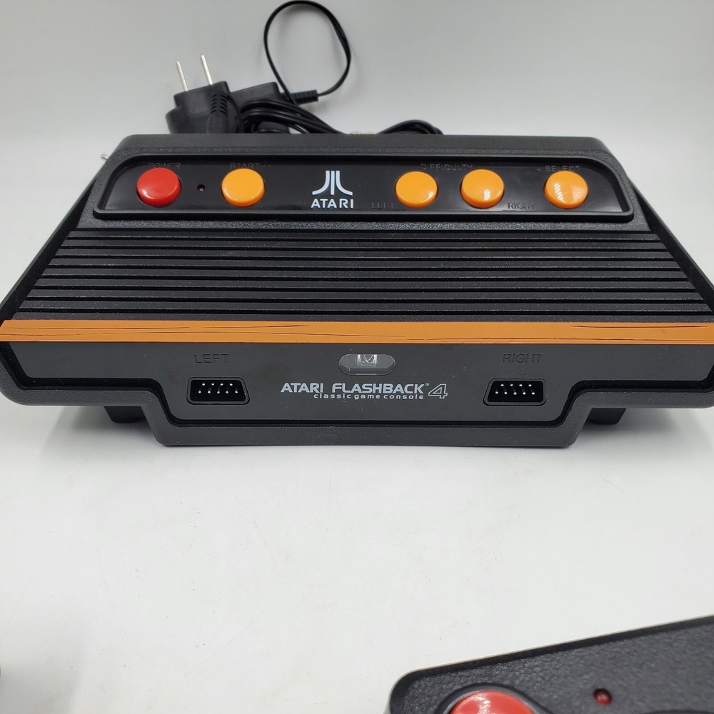 Atari Flashback 4 game console 75 games 2 controllers Tested box not included