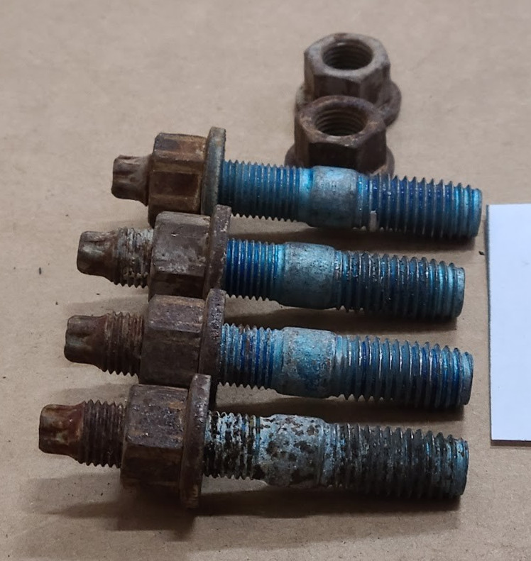 OEM 2013-2018 RAM 1500 2500 Mopar Transfer Case Stabilizer Stud & Mounting Nuts