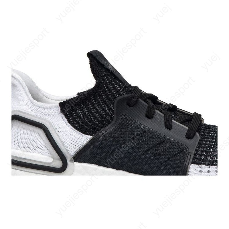 adidas Ultraboost 19 Core Black B37704
