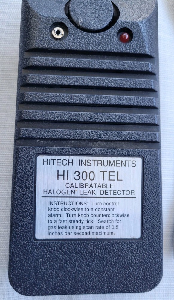 Hitech Instruments HI 300 TEL Calibratable Halogen Leak Detector - Black