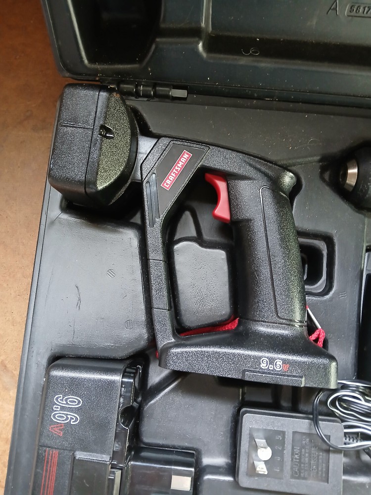 Craftsman Drill Kit, Drill/Flashlight 9.6 Volt-- Batteries Do Not Work. --