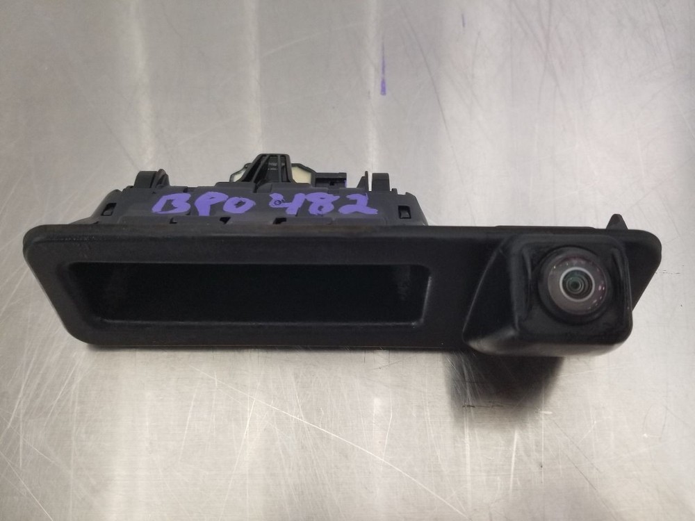 22 2022 BMW X3 REAR VIEW CAMERA PROJECTOR