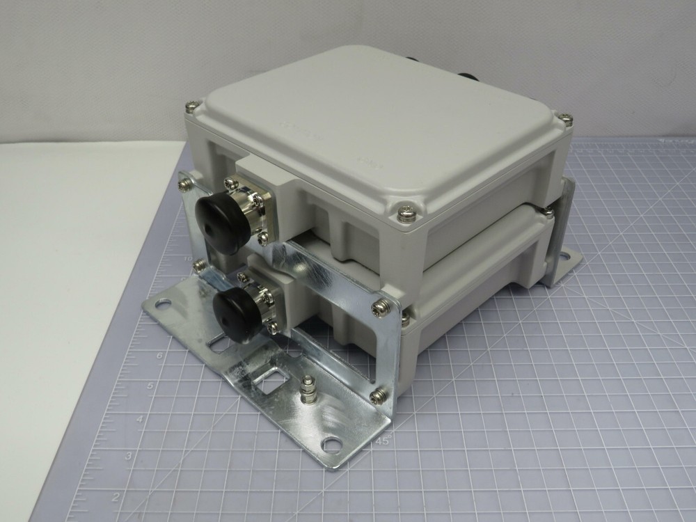 COMMSCOPE E11F01P78 2X TRIPLEXER 7-9/17-21/23-27 DCPASS T179619