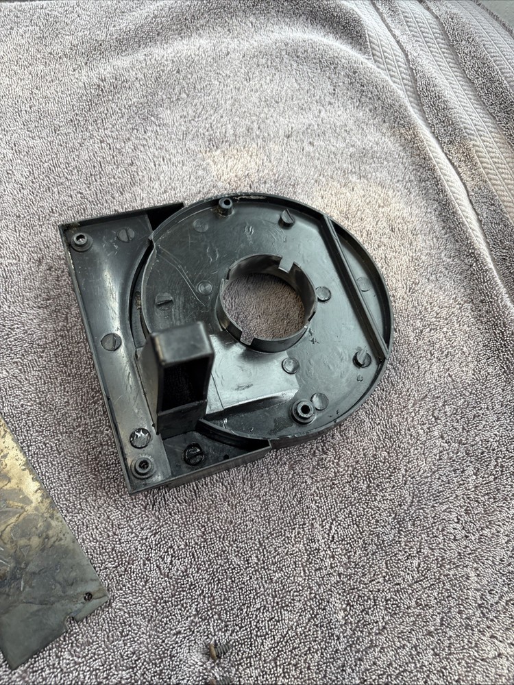 Ryobi BD4600 Used 4” Disk Plastic Guard.