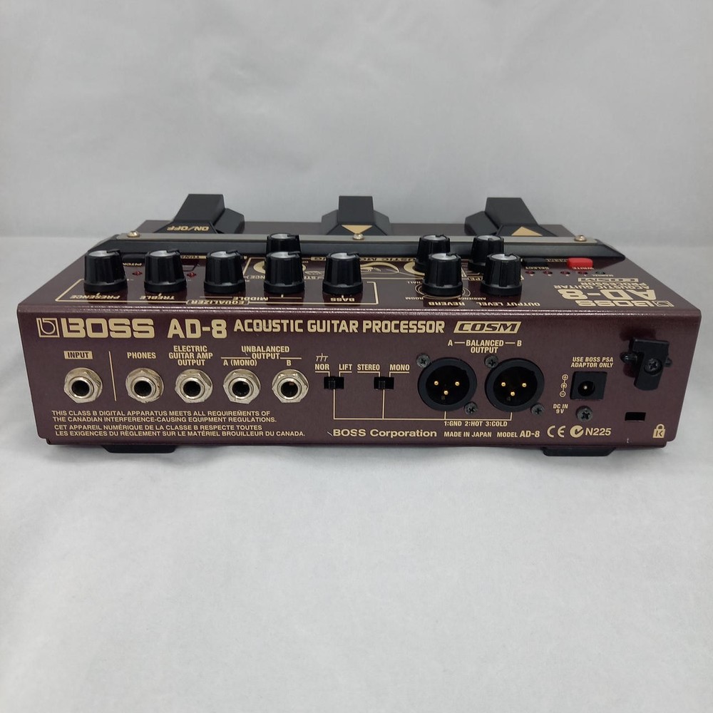 BOSS AD-8 Acoustic guitar prelifier