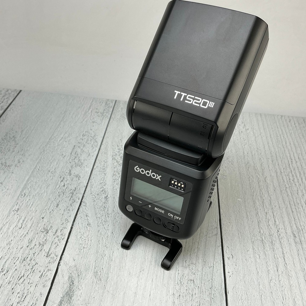 Godox TT520III Flash Box Used Good