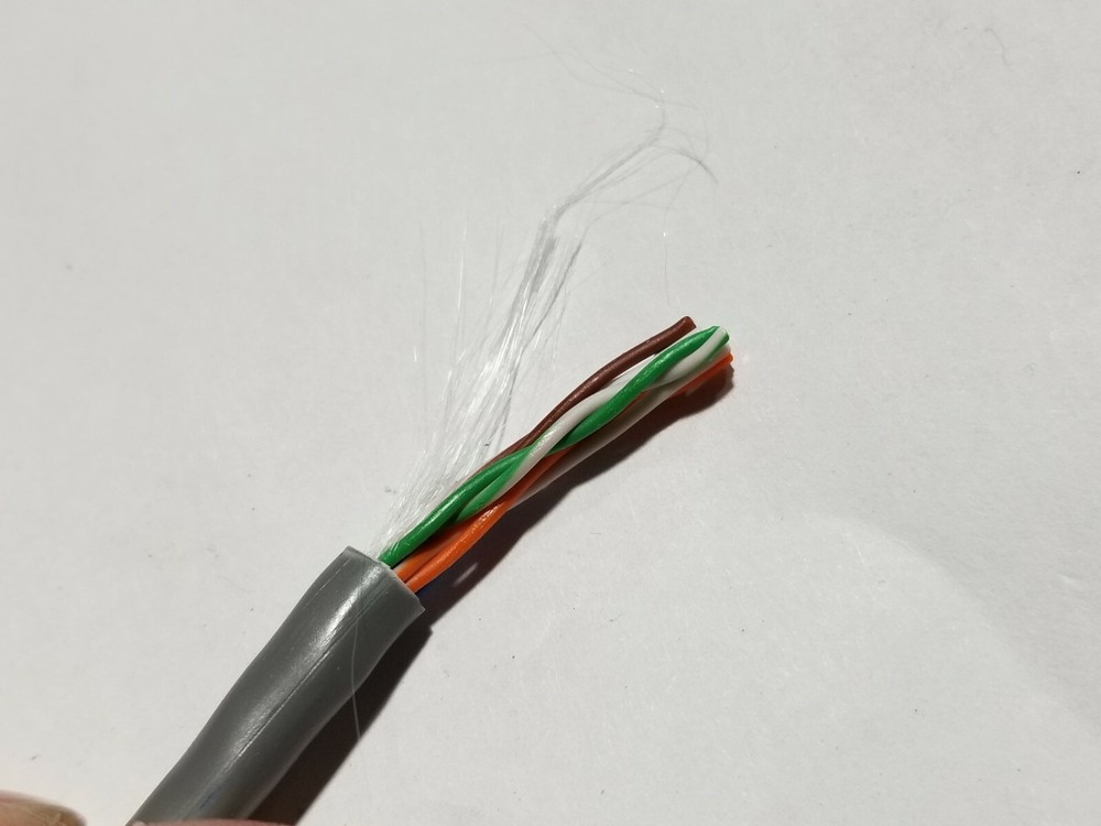 Belden Wire 1583A 24/4P CAT5E U/UTP DataTwist Network Cable Riser Gray /100ft