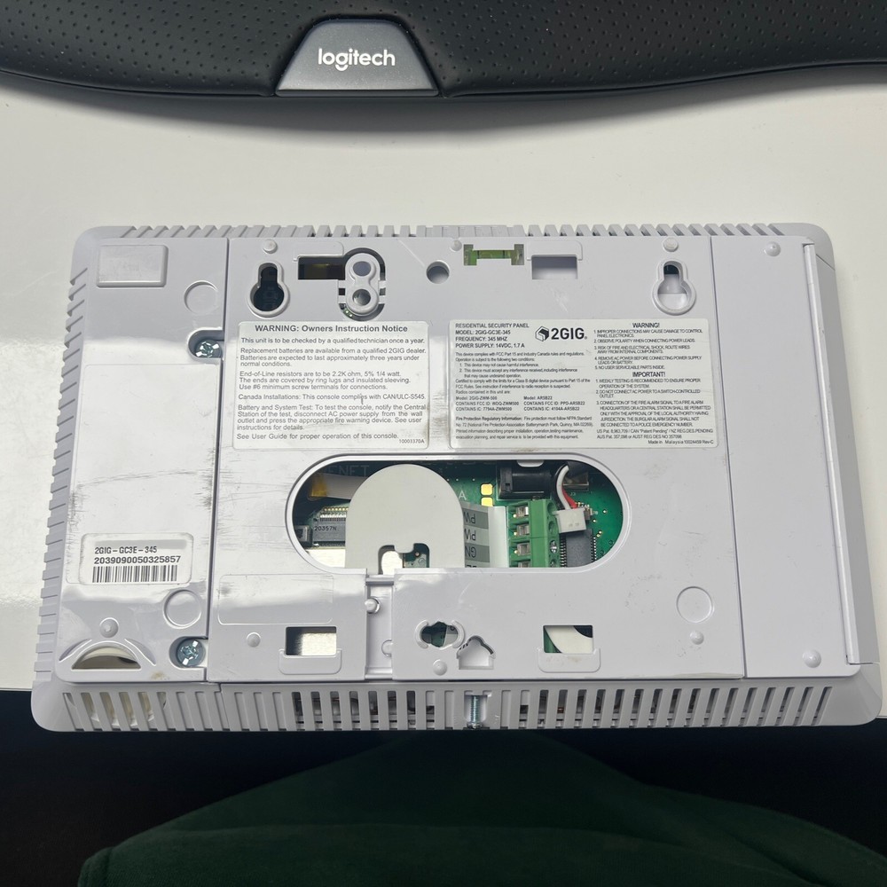 2GIG GC3E-345 7" Touch Screen Security and Control Panel - White