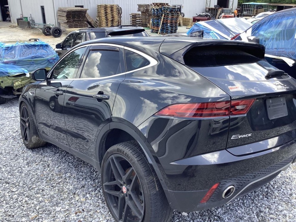 E-PACE 2018 Glove Box 4686289